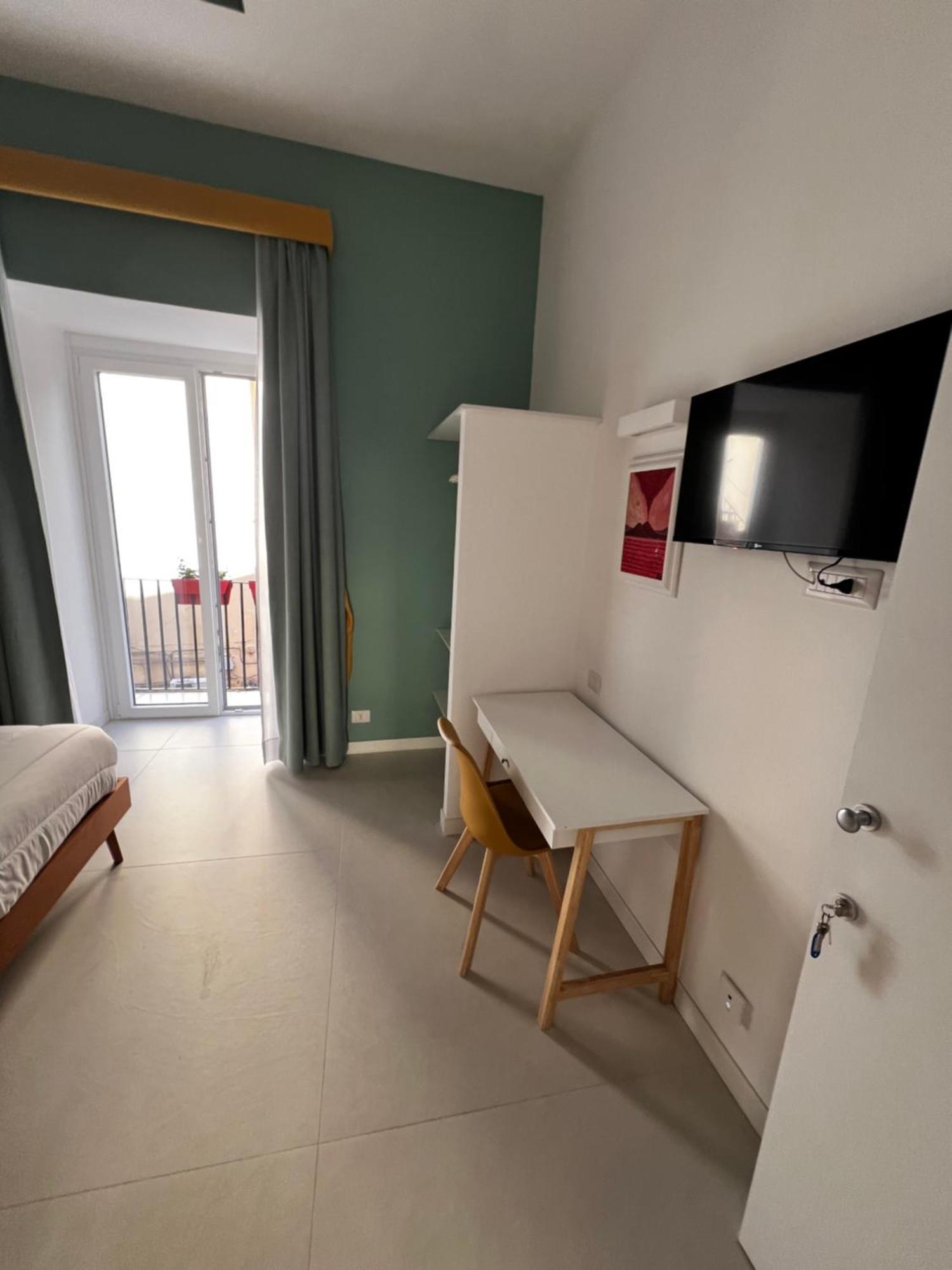 Bed & Breakfast Spaccanapoli 56 מראה חיצוני תמונה